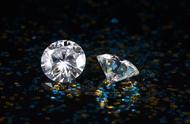 揭秘莫桑钻：比钻石便宜100倍，真的值得买吗？