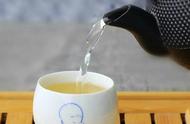 喝茶真的不能替代喝水吗？关于饮水的科学知识